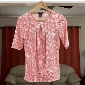 Ann Taylor Petite Women’s Short Sleeve Round Neck Keyhole Top Size S